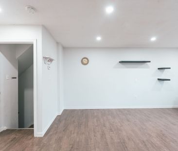 For Lease - 399 Vodden Street Unit# 57, Brampton, Ontario - Photo 3