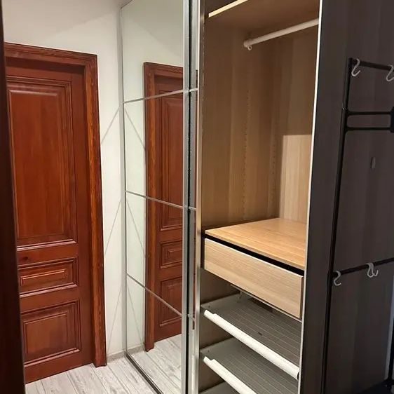 Moderní Byt 2+kk po rekonstrukci ve Vršovicích - Photo 1