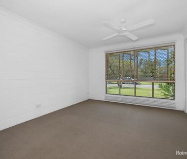 34 Surfside Crescent, Pottsville, NSW 2489 - Photo 3