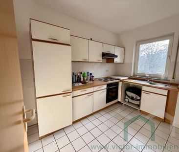 ** 2-Zimmer-Wohnung mit Balkon, Einbauküche und TG-Stellplatz im Ze... - Foto 2