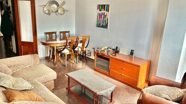 Alquiler de piso en Avenida Pintor Portela, 40 - Photo 1