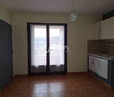 Location Appartement 3 pièces 77m² DRAGUIGNAN 83300 - Photo 6