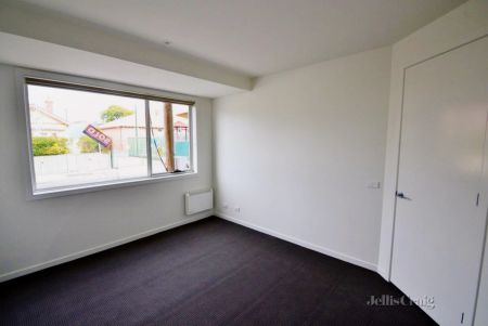 2 Bed, 2 Bath - Photo 5