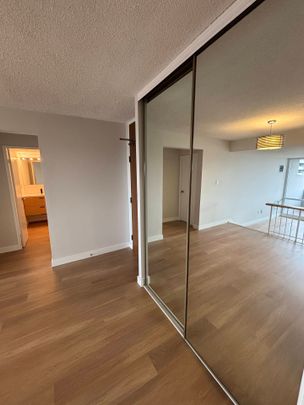 For Lease - 260 Scarlett Road Unit# 1908, Toronto, Ontario - Photo 1