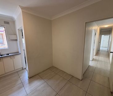 3 BEDDER ON 1ST FLOOR - Photo 5