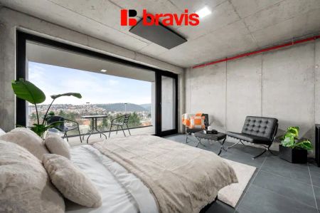 Pronájem 1+kk Brno - Žabovřesky, ulice Královopolská, lodžie - Fotografie 3