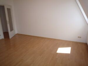 Beethovenstr. 11, Wohnung 5 ~~~ Einbauküche mit Waschmaschine, Balkon, Bad mit Wanne, Keller - Photo 1