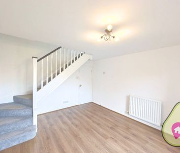 2 bed terraced house to rent in Nightingale Avenue, Oxford, Oxfordshire - Photo 1