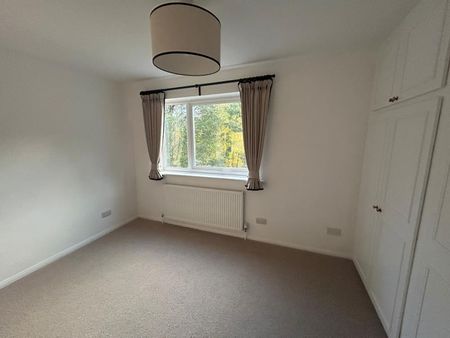 Rosetrees, Guildford - 2 bedrooms Property for lettings - Seymours - Photo 3