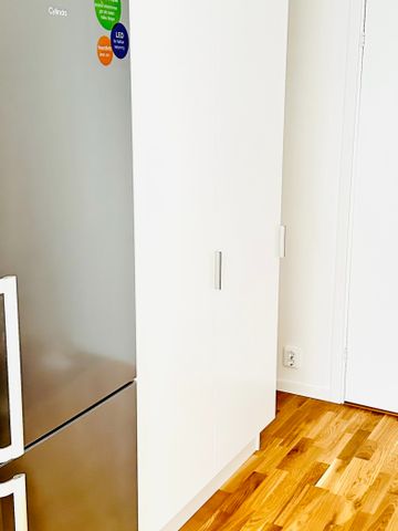 Modern och Charmig 2:a i Nyproduktion – Nära Tunnelbana & Natur - Photo 5