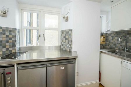 Queen's Gate, South Kensington, SW7 - Photo 4