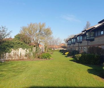 2 bedroom retirement property to rent - Photo 6