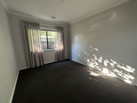 3 / 132-134 Sobraon Street, Shepparton VIC 3630 - Photo 4