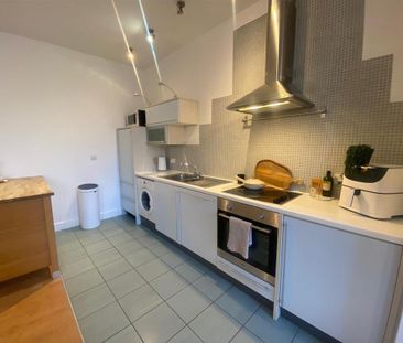 2 bedroom flat to rent - Photo 5