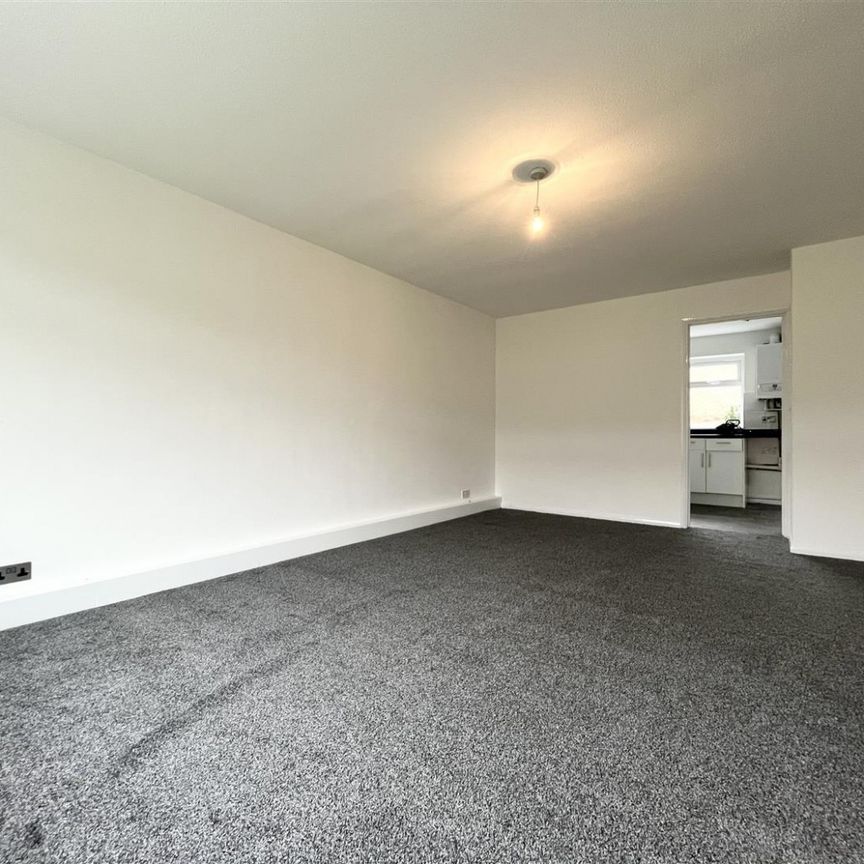 3 Bedroom House - Terraced To Let - Photo 1