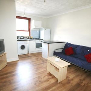 1 bedroom house to rent - Photo 2