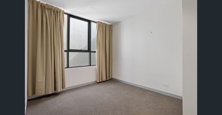 Heart of Mornington – Walk to Everything! - Photo 2