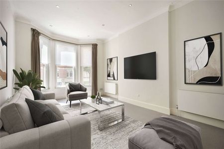 Well-presented 1st and 2nd floor duplex apartment located in the heart of Knightsbridge with bright double reception room, high ceilings and access to communal gardens. - Photo 2