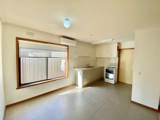 Low-Maintenance Central Unit - Photo 1