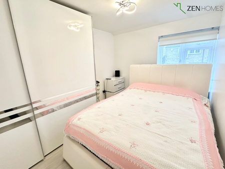 3 bedroom end of terrace house to rent - Photo 5