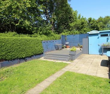 3 bedroom semi-detached house to rent - Photo 6