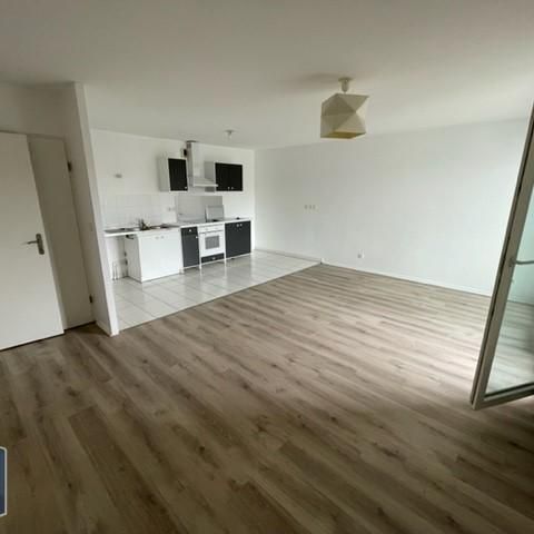 Location Appartement 3 pièces 68m² LOOS 59120 - Photo 1