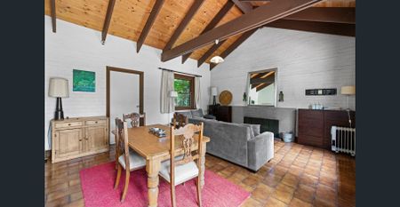 Quiet Country Cottage with Beautiful Countryside Views - Photo 2