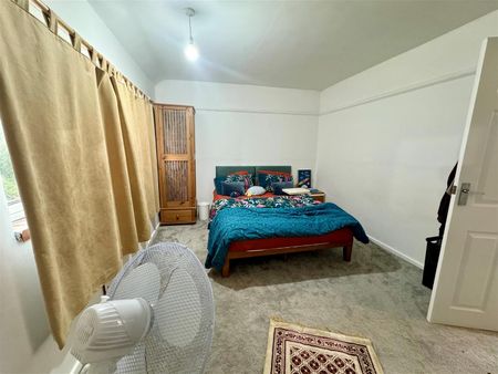 Woodleigh Avenue, Leigh-On-Sea - Photo 4