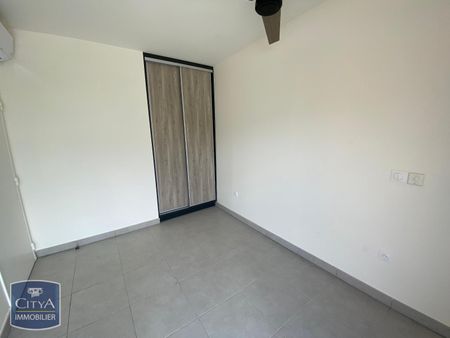 Location Appartement 4 pièces 84m² ST DENIS 97400 - Photo 3