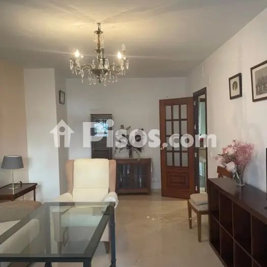 Piso en alquiler en Centro - Photo 1