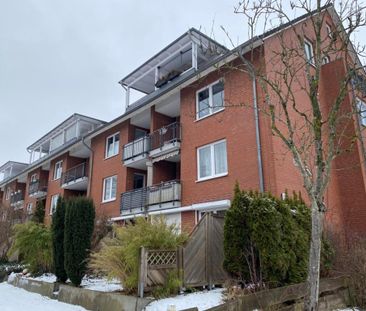 *Helle 3 Zimmer Wohnung mit großem Balkon und viel Platz im DG !!!* - Photo 5