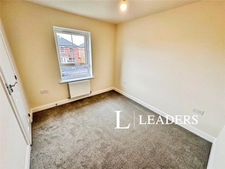 3 bedroom semi-detached house to rent - Photo 3