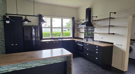 11 Lewis Ave, Aramoho - Photo 3