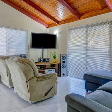 Rent This Rare Marsden Stunner – Big Home, Bigger Backyard! - Photo 1