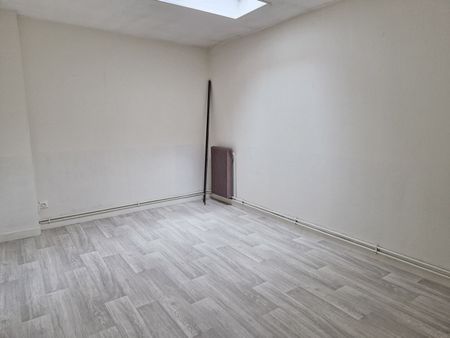 Location Appartement 2 pièces 46m² - Photo 3