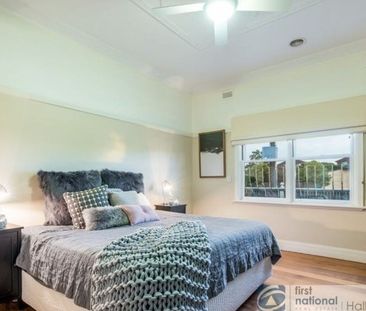1 / 70 Cleeland Street, Dandenong - Photo 2