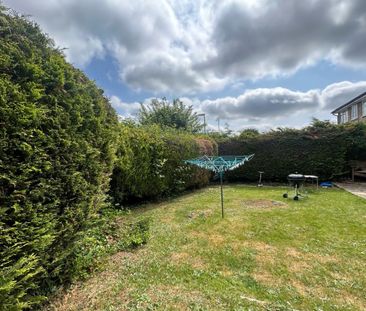Hoblands - Photo 1