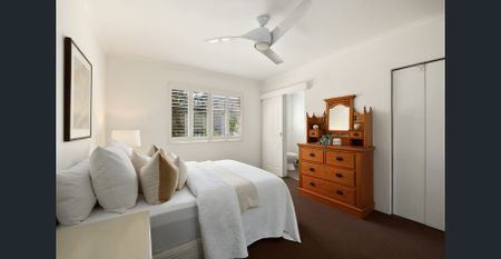 Amazing space and an exclusive beachside address - Photo 3