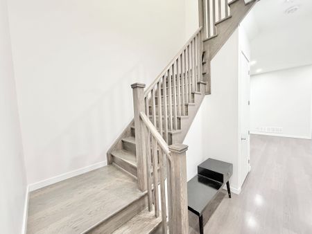 For Lease - 219 Elyse Court, Aurora, Ontario - Photo 5