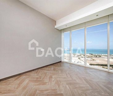 Full Sea View | 4 Cheques | Modern - Photo 1