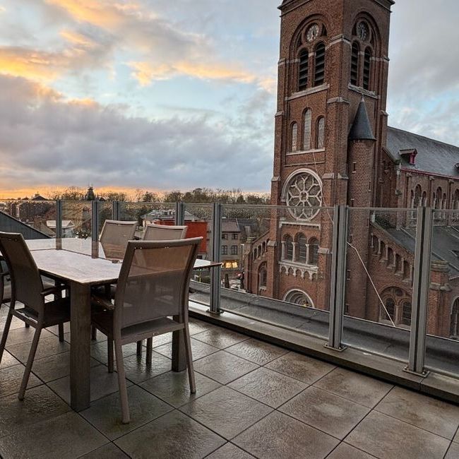 Penthouse te huur in Wevelgem voor € 875 met 2 slaapkamers - Photo 1