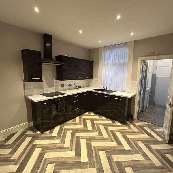 Nowell Place, Harehills, LS9 - Photo 1