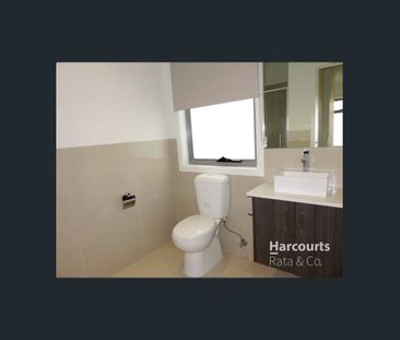 Light-Filled & Inviting Home - Photo 4