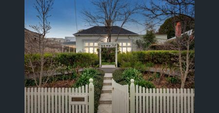 ‘Chandler House’ – c1857: Historic Elegance Meets Contemporary Family Living - Photo 5