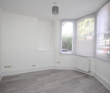 Maisonette to rent - Photo 4