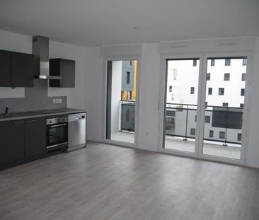 Location Appartement 3 pièces 65m² HEROUVILLE ST CLAIR 14200 - Photo 6