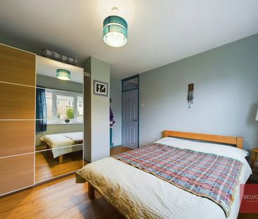 Terraced House to rent on - Photo 1