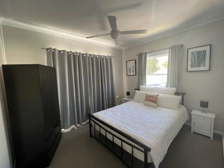 Tamworth Furnished Accommodation - North Tamworth - Photo 2