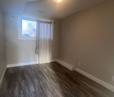 For Lease - 321 Warrington Road Unit# Main, Clearview, Ontario - Photo 3