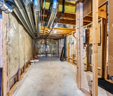 For Lease - 152 Rivington Street, Carp - Huntley Ward, Ontario - Photo 3